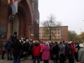 Pielgrzymka do Drzwi Świętych w Bazylice NMP Anielskiej w Dąbrowie Górniczej (22.10.2016) [016]