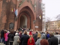 Pielgrzymka do Drzwi Świętych w Bazylice NMP Anielskiej w Dąbrowie Górniczej (22.10.2016) [017]