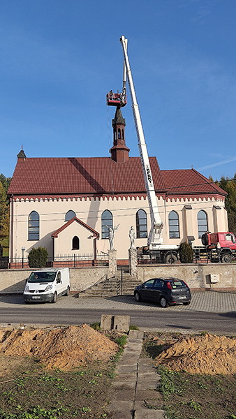 [079] Wyprostowanie krzyża na wieży kościoła (29.10.2022)