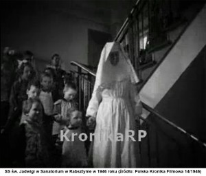 SS św. Jadwigi w Sanatorium w Rabsztynie w 1946 roku (źródło: Polska Kronika Filmowa 14/1946).