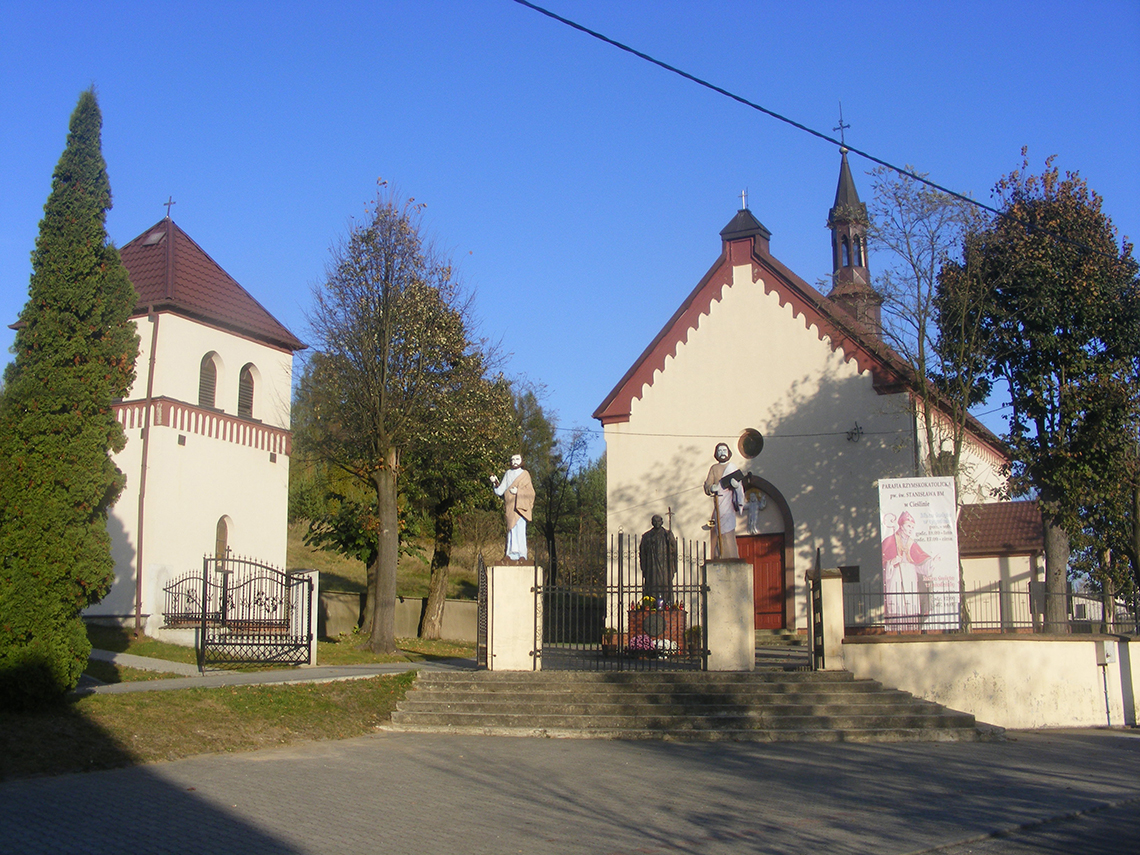 Kościół parafialny pw. św. Stanisława BM w Cieślinie (2014 r.)